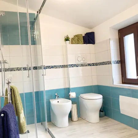 Guest house Algherolux -free Secure Gated Parking For Cars And Motorbikes *