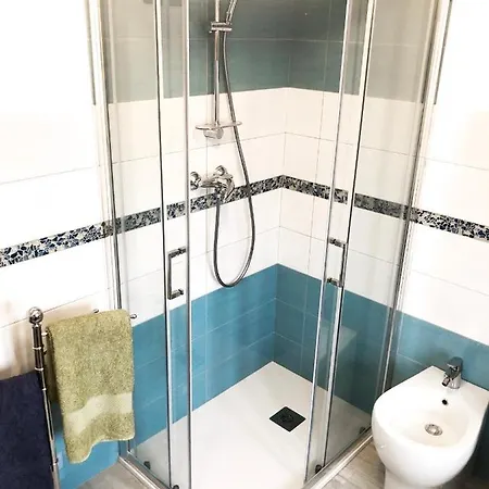 Guest house Algherolux -free Secure Gated Parking For Cars And Motorbikes *